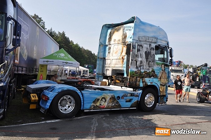 Zdjęcie w galerii na portalu naszwodzislaw.com: Mimo pogody w kratkę tysiące fanów na zlocie Master Truck 2015  wiadomości z regionu