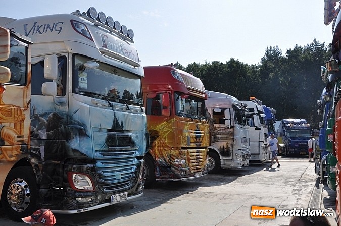 Zdjęcie w galerii na portalu naszwodzislaw.com: Mimo pogody w kratkę tysiące fanów na zlocie Master Truck 2015  wiadomości z regionu