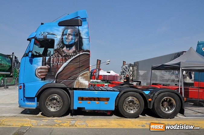 Zdjęcie w galerii na portalu naszwodzislaw.com: Mimo pogody w kratkę tysiące fanów na zlocie Master Truck 2015  wiadomości z regionu