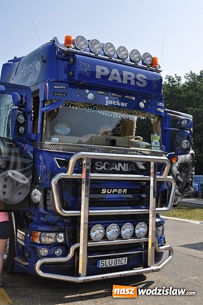 Zdjęcie w galerii na portalu naszwodzislaw.com: Mimo pogody w kratkę tysiące fanów na zlocie Master Truck 2015  wiadomości z regionu