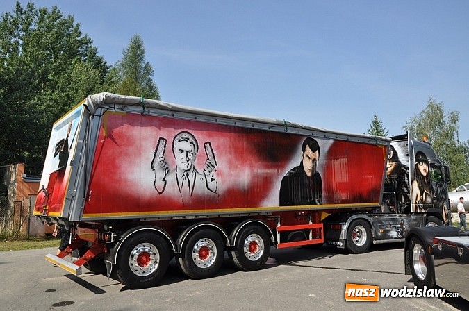 Zdjęcie w galerii na portalu naszwodzislaw.com: Mimo pogody w kratkę tysiące fanów na zlocie Master Truck 2015  wiadomości z regionu