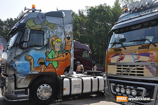 Zdjęcie w galerii na portalu naszwodzislaw.com: Mimo pogody w kratkę tysiące fanów na zlocie Master Truck 2015  wiadomości z regionu