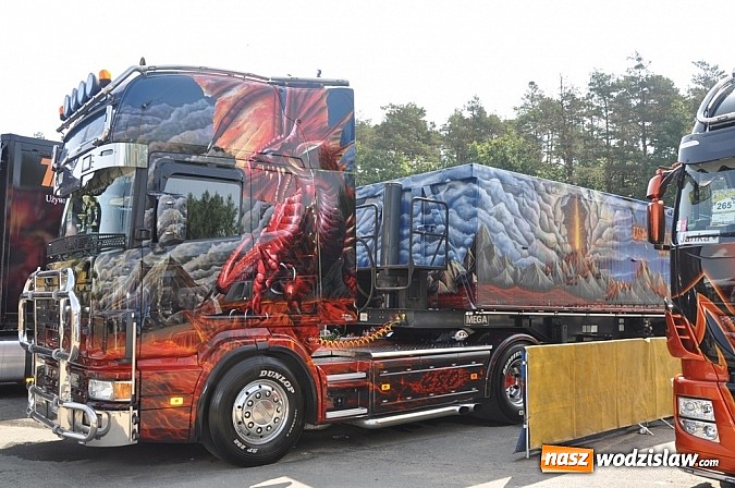 Zdjęcie w galerii na portalu naszwodzislaw.com: Mimo pogody w kratkę tysiące fanów na zlocie Master Truck 2015  wiadomości z regionu