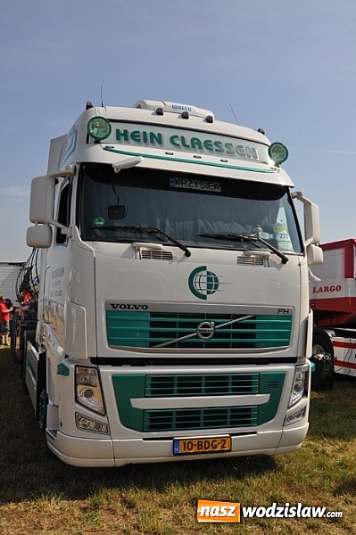 Zdjęcie w galerii na portalu naszwodzislaw.com: Mimo pogody w kratkę tysiące fanów na zlocie Master Truck 2015  wiadomości z regionu