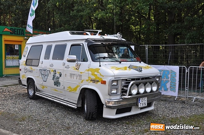 Zdjęcie w galerii na portalu naszwodzislaw.com: Mimo pogody w kratkę tysiące fanów na zlocie Master Truck 2015  wiadomości z regionu