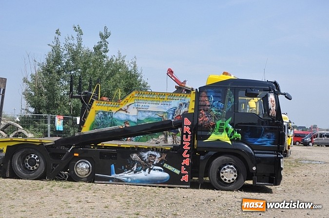 Zdjęcie w galerii na portalu naszwodzislaw.com: Mimo pogody w kratkę tysiące fanów na zlocie Master Truck 2015  wiadomości z regionu