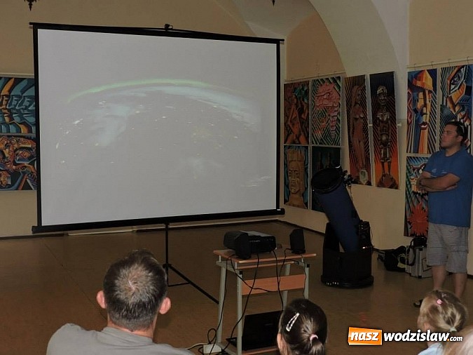 Zdjęcie w galerii na portalu naszwodzislaw.com: Wybrali się w Podróż do Gwiazd z wodzisławskim Muzeum  wiadomości z regionu