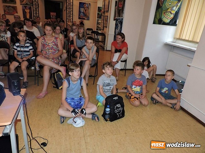 Zdjęcie w galerii na portalu naszwodzislaw.com: Wybrali się w Podróż do Gwiazd z wodzisławskim Muzeum  wiadomości z regionu