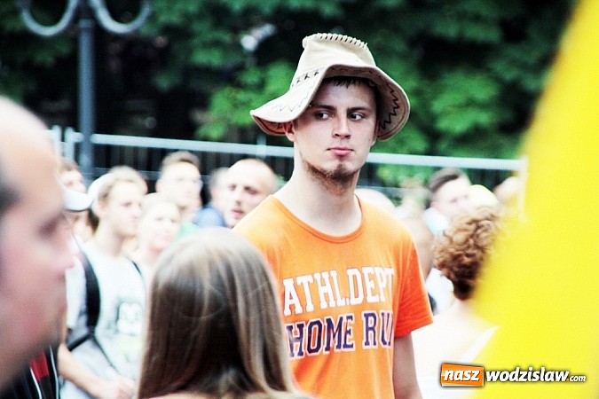 Zdjęcie w galerii na portalu naszwodzislaw.com: Mimo deszczowej pogody Wodzisław stał się Najcieplejszym Miejscem Na Ziemi wiadomości z regionu