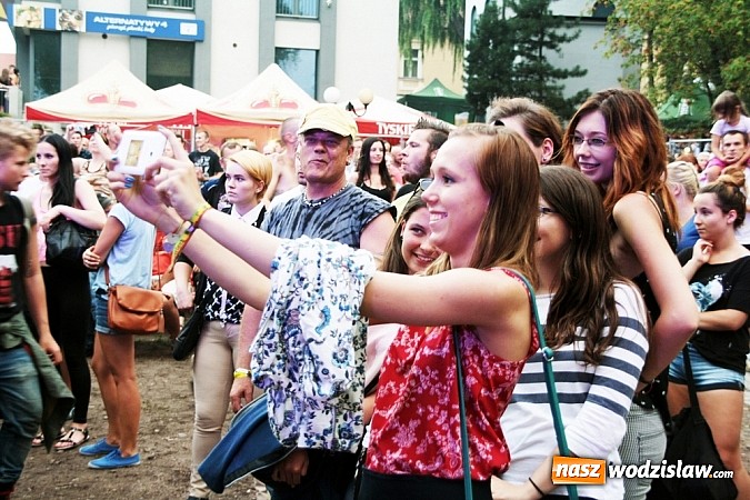 Zdjęcie w galerii na portalu naszwodzislaw.com: Mimo deszczowej pogody Wodzisław stał się Najcieplejszym Miejscem Na Ziemi wiadomości z regionu