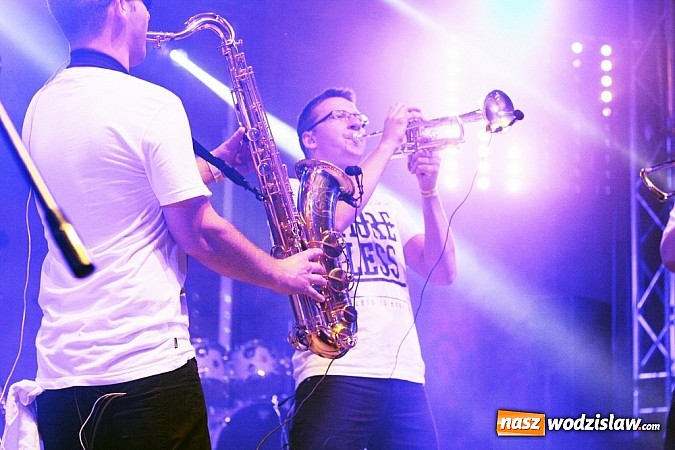 Zdjęcie w galerii na portalu naszwodzislaw.com: Mimo deszczowej pogody Wodzisław stał się Najcieplejszym Miejscem Na Ziemi wiadomości z regionu