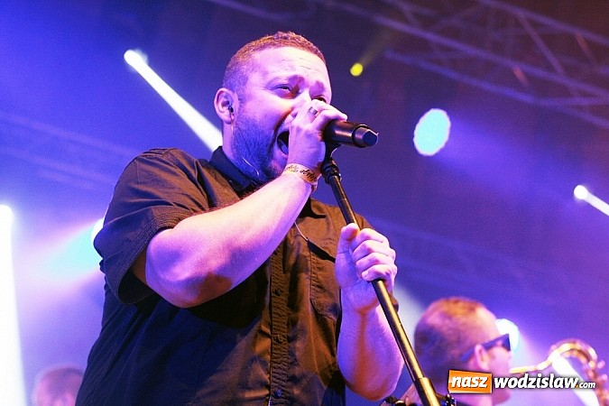 Zdjęcie w galerii na portalu naszwodzislaw.com: Mimo deszczowej pogody Wodzisław stał się Najcieplejszym Miejscem Na Ziemi wiadomości z regionu