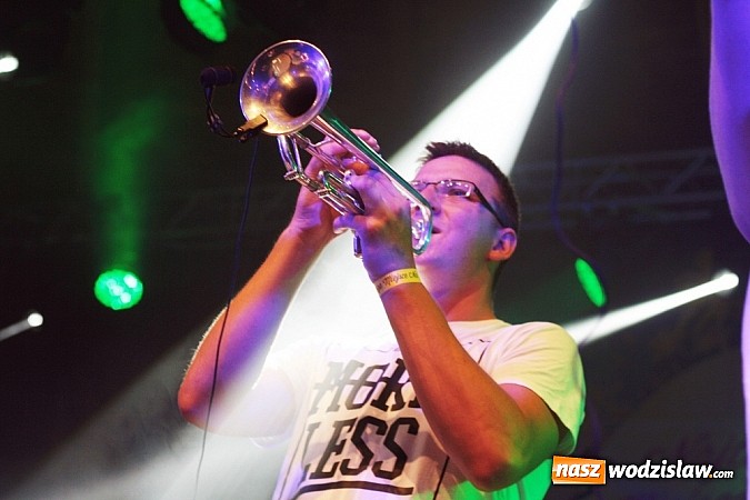 Zdjęcie w galerii na portalu naszwodzislaw.com: Mimo deszczowej pogody Wodzisław stał się Najcieplejszym Miejscem Na Ziemi wiadomości z regionu