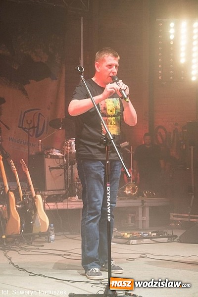 Zdjęcie w galerii na portalu naszwodzislaw.com: Mimo deszczowej pogody Wodzisław stał się Najcieplejszym Miejscem Na Ziemi wiadomości z regionu