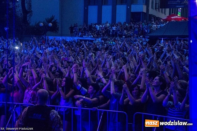 Zdjęcie w galerii na portalu naszwodzislaw.com: Mimo deszczowej pogody Wodzisław stał się Najcieplejszym Miejscem Na Ziemi wiadomości z regionu