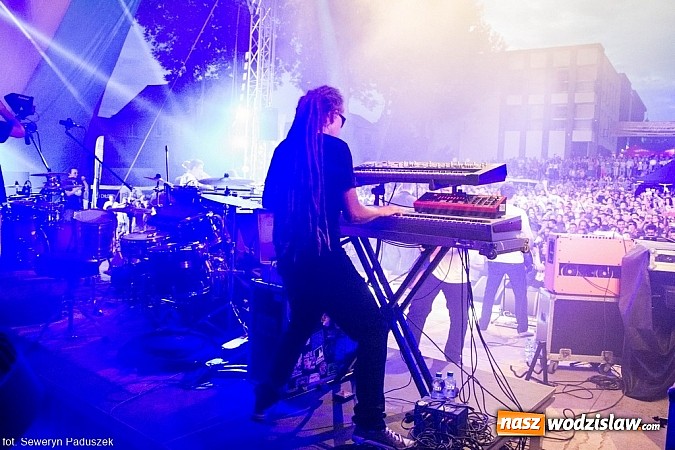 Zdjęcie w galerii na portalu naszwodzislaw.com: Mimo deszczowej pogody Wodzisław stał się Najcieplejszym Miejscem Na Ziemi wiadomości z regionu