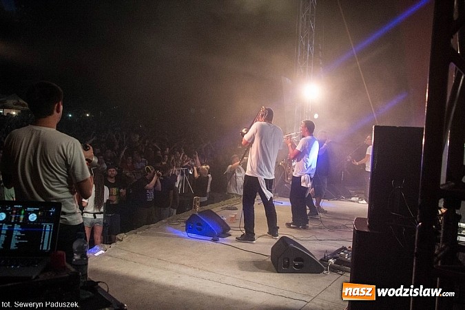 Zdjęcie w galerii na portalu naszwodzislaw.com: Mimo deszczowej pogody Wodzisław stał się Najcieplejszym Miejscem Na Ziemi wiadomości z regionu