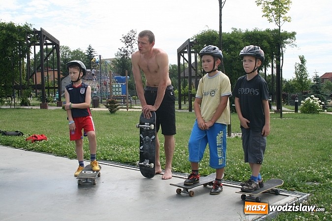 Zdjęcie w galerii na portalu naszwodzislaw.com: Uczyli się widowiskowego pokonywania przeszkód pod okiem wykwalifikowanych instruktorów wiadomości z regionu