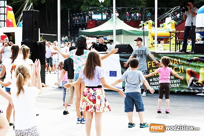 Zdjęcie w galerii na portalu naszwodzislaw.com: Mieszkańcy Wodzisławia wreszcie się doczekali. Dzisiaj uroczyście otwarto Rodzinny Park Rozrywki wiadomości z regionu