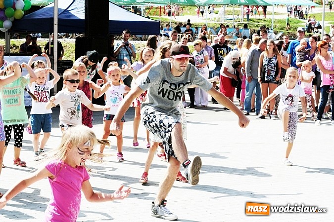 Zdjęcie w galerii na portalu naszwodzislaw.com: Mieszkańcy Wodzisławia wreszcie się doczekali. Dzisiaj uroczyście otwarto Rodzinny Park Rozrywki wiadomości z regionu