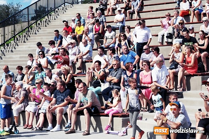 Zdjęcie w galerii na portalu naszwodzislaw.com: Mieszkańcy Wodzisławia wreszcie się doczekali. Dzisiaj uroczyście otwarto Rodzinny Park Rozrywki wiadomości z regionu