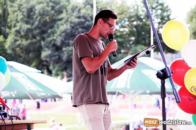 Zdjęcie w galerii na portalu naszwodzislaw.com: Mieszkańcy Wodzisławia wreszcie się doczekali. Dzisiaj uroczyście otwarto Rodzinny Park Rozrywki wiadomości z regionu