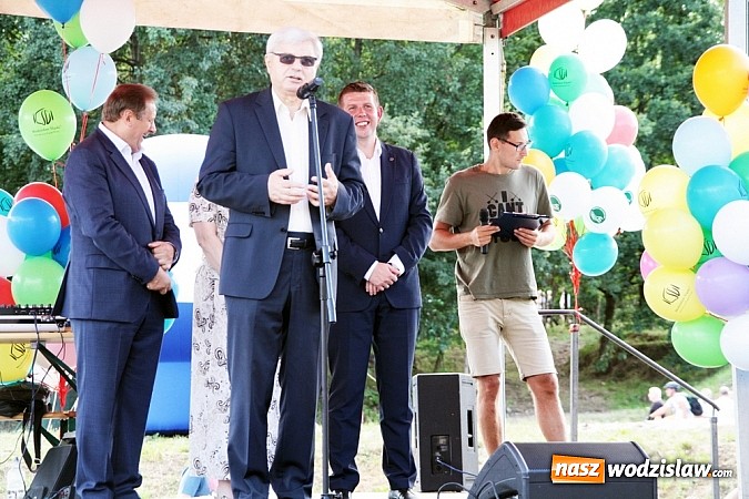 Zdjęcie w galerii na portalu naszwodzislaw.com: Mieszkańcy Wodzisławia wreszcie się doczekali. Dzisiaj uroczyście otwarto Rodzinny Park Rozrywki wiadomości z regionu