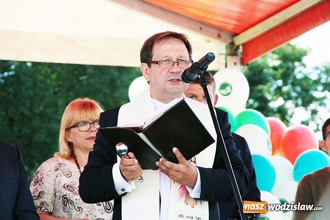 Zdjęcie w galerii na portalu naszwodzislaw.com: Mieszkańcy Wodzisławia wreszcie się doczekali. Dzisiaj uroczyście otwarto Rodzinny Park Rozrywki wiadomości z regionu