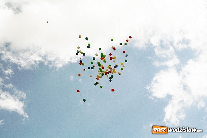 Zdjęcie w galerii na portalu naszwodzislaw.com: Mieszkańcy Wodzisławia wreszcie się doczekali. Dzisiaj uroczyście otwarto Rodzinny Park Rozrywki wiadomości z regionu