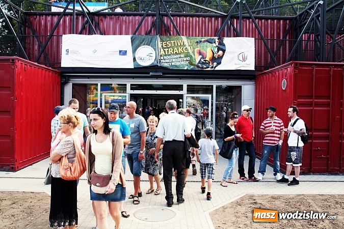 Zdjęcie w galerii na portalu naszwodzislaw.com: Mieszkańcy Wodzisławia wreszcie się doczekali. Dzisiaj uroczyście otwarto Rodzinny Park Rozrywki wiadomości z regionu