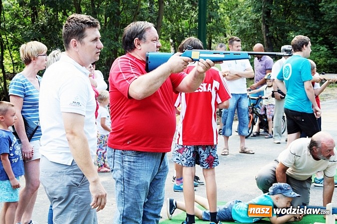 Zdjęcie w galerii na portalu naszwodzislaw.com: Mieszkańcy Wodzisławia wreszcie się doczekali. Dzisiaj uroczyście otwarto Rodzinny Park Rozrywki wiadomości z regionu