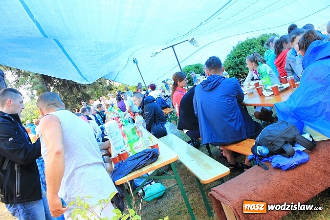 Zdjęcie w galerii na portalu naszwodzislaw.com: Pielgrzymi z Lubomi już w drodze na Jasną Górę wiadomości z regionu