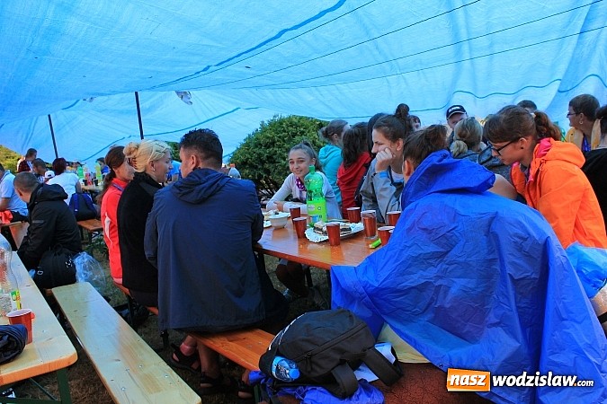 Zdjęcie w galerii na portalu naszwodzislaw.com: Pielgrzymi z Lubomi już w drodze na Jasną Górę wiadomości z regionu