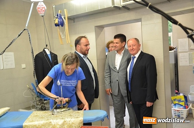 Zdjęcie w galerii na portalu naszwodzislaw.com: Przyjechali zobaczyć ZAZ w Wodzisławiu Śląskim wiadomości z regionu