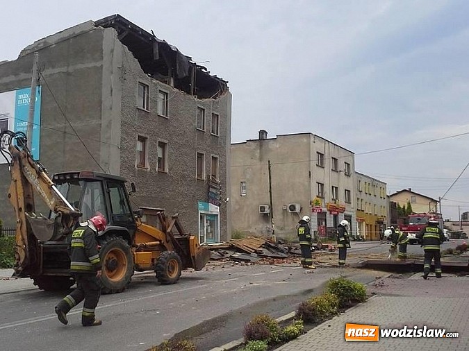 Zdjęcie w galerii na portalu naszwodzislaw.com: Strażacy podsumowali skutki sobotniej wichury. Łącznie interweniowali 161 razy  wiadomości z regionu