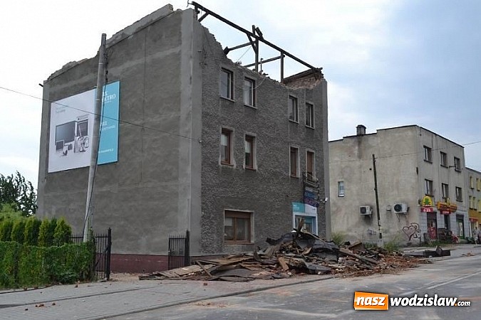 Zdjęcie w galerii na portalu naszwodzislaw.com: Strażacy podsumowali skutki sobotniej wichury. Łącznie interweniowali 161 razy  wiadomości z regionu