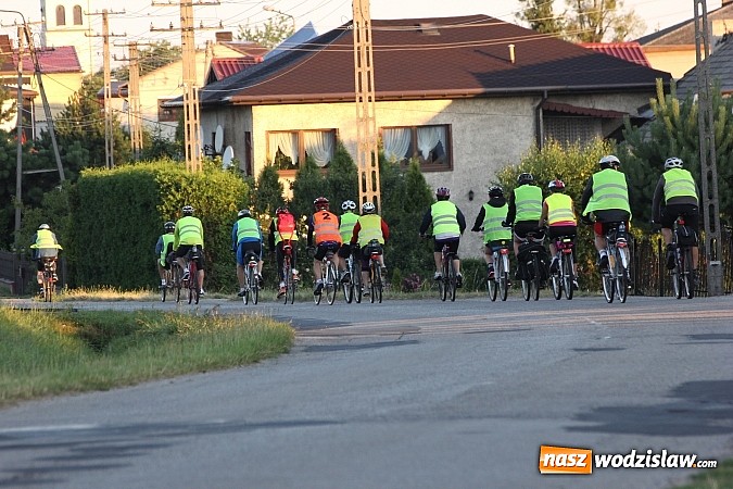 Zdjęcie w galerii na portalu naszwodzislaw.com: Rowerem z Lubomi na Jasną Górę wiadomości z regionu