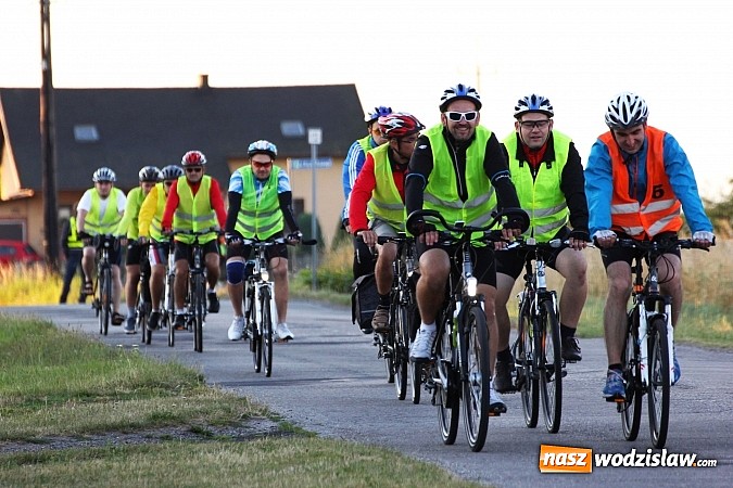 Zdjęcie w galerii na portalu naszwodzislaw.com: Rowerem z Lubomi na Jasną Górę wiadomości z regionu