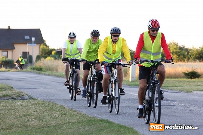 Zdjęcie w galerii na portalu naszwodzislaw.com: Rowerem z Lubomi na Jasną Górę wiadomości z regionu