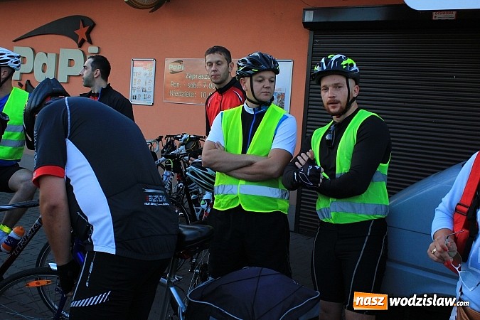 Zdjęcie w galerii na portalu naszwodzislaw.com: Rowerem z Lubomi na Jasną Górę wiadomości z regionu