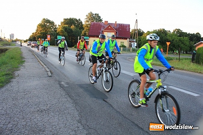 Zdjęcie w galerii na portalu naszwodzislaw.com: Rowerem z Lubomi na Jasną Górę wiadomości z regionu