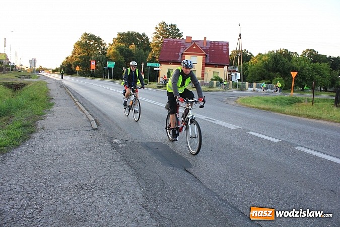 Zdjęcie w galerii na portalu naszwodzislaw.com: Rowerem z Lubomi na Jasną Górę wiadomości z regionu