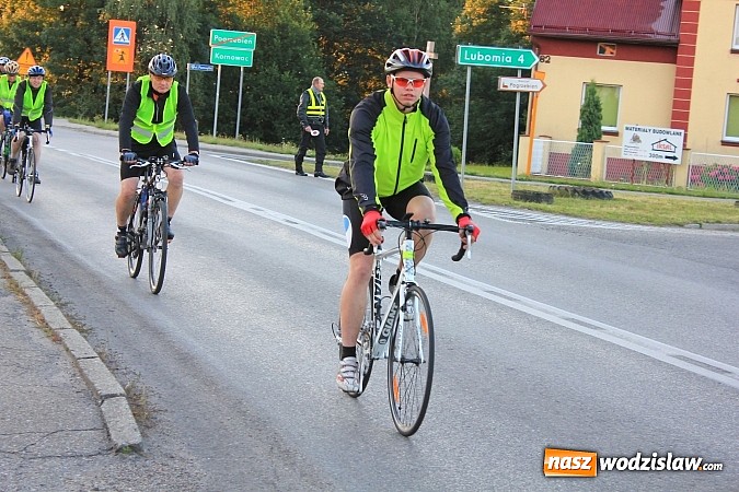 Zdjęcie w galerii na portalu naszwodzislaw.com: Rowerem z Lubomi na Jasną Górę wiadomości z regionu