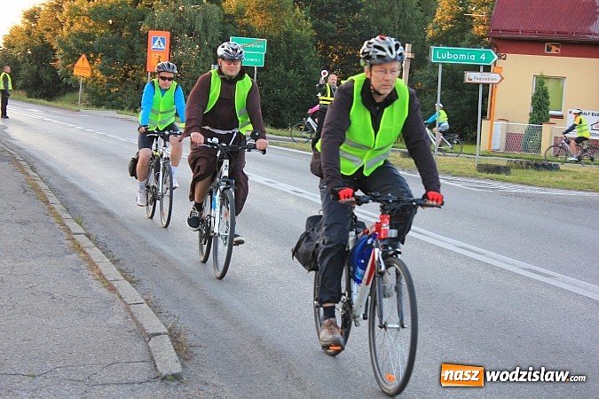 Zdjęcie w galerii na portalu naszwodzislaw.com: Rowerem z Lubomi na Jasną Górę wiadomości z regionu
