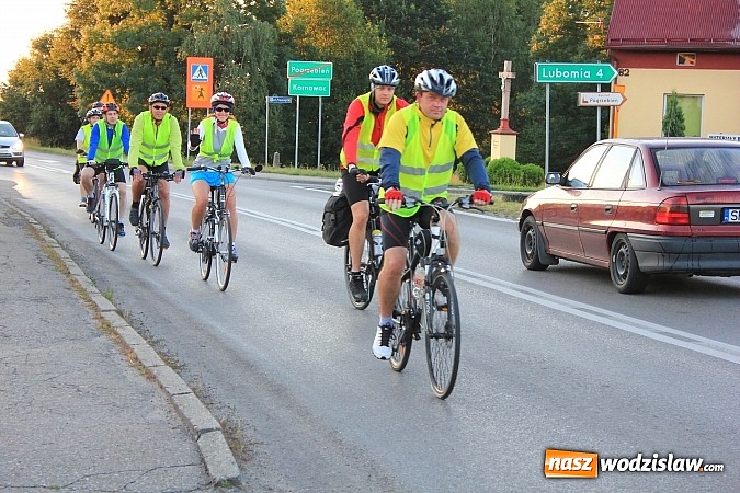 Zdjęcie w galerii na portalu naszwodzislaw.com: Rowerem z Lubomi na Jasną Górę wiadomości z regionu