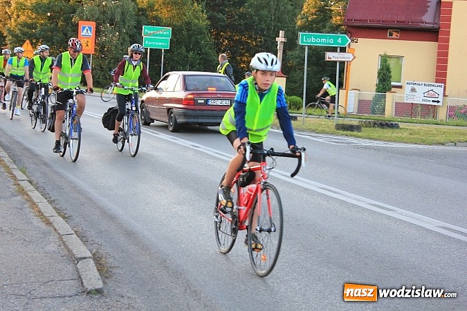 Zdjęcie w galerii na portalu naszwodzislaw.com: Rowerem z Lubomi na Jasną Górę wiadomości z regionu