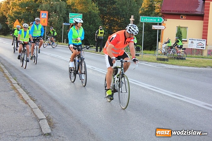 Zdjęcie w galerii na portalu naszwodzislaw.com: Rowerem z Lubomi na Jasną Górę wiadomości z regionu