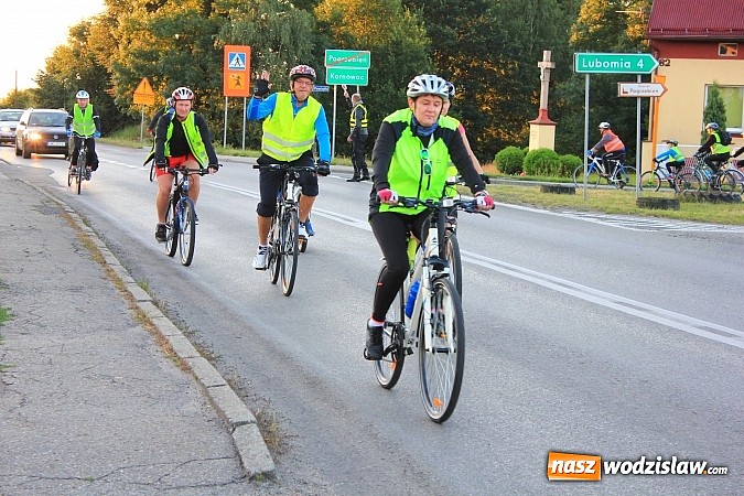 Zdjęcie w galerii na portalu naszwodzislaw.com: Rowerem z Lubomi na Jasną Górę wiadomości z regionu