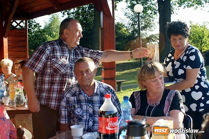 Zdjęcie w galerii na portalu naszwodzislaw.com: Gogołowscy emeryci i członkowie zespołu Adagio na wspólnym grillu wiadomości z regionu