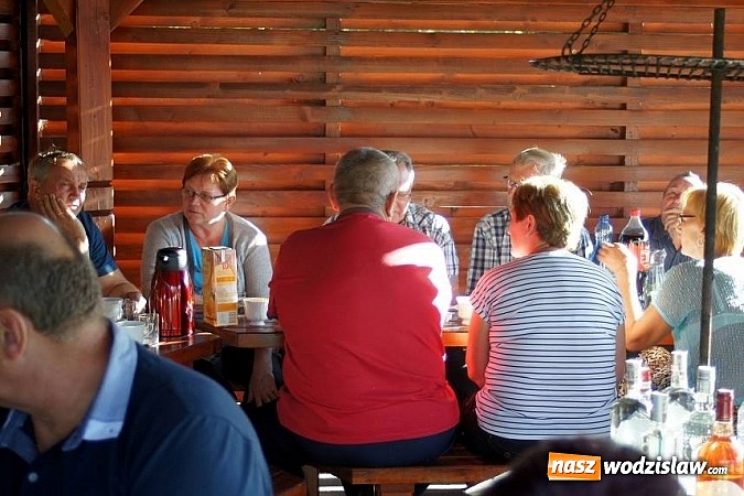 Zdjęcie w galerii na portalu naszwodzislaw.com: Gogołowscy emeryci i członkowie zespołu Adagio na wspólnym grillu wiadomości z regionu